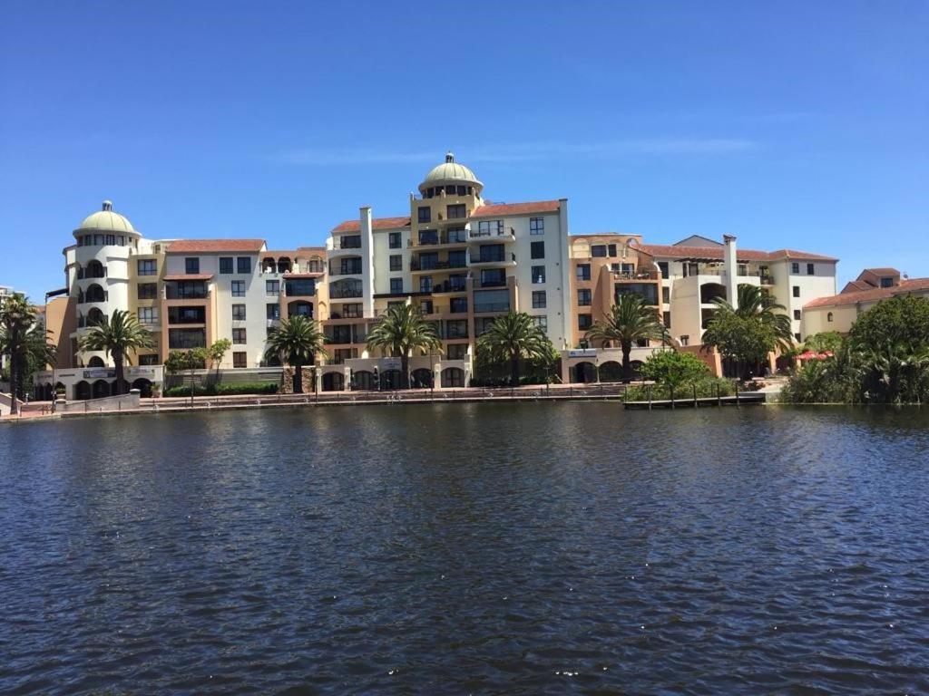 Citystay Apartments Century City ケープタウン エクステリア 写真